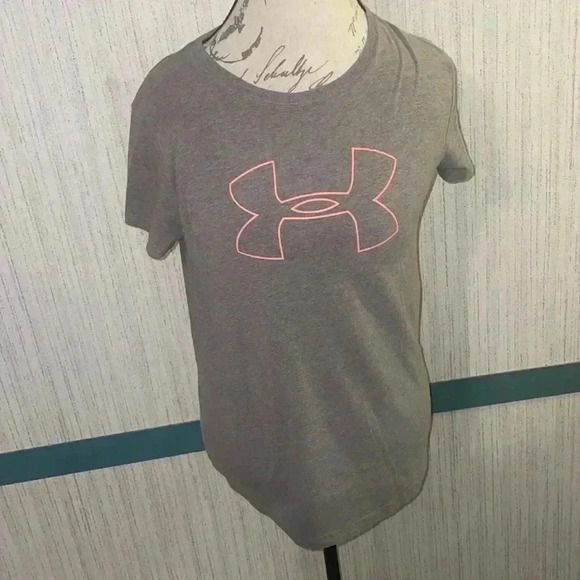 Youth Small Under Armour Tshirt - Picture 1 of 3
